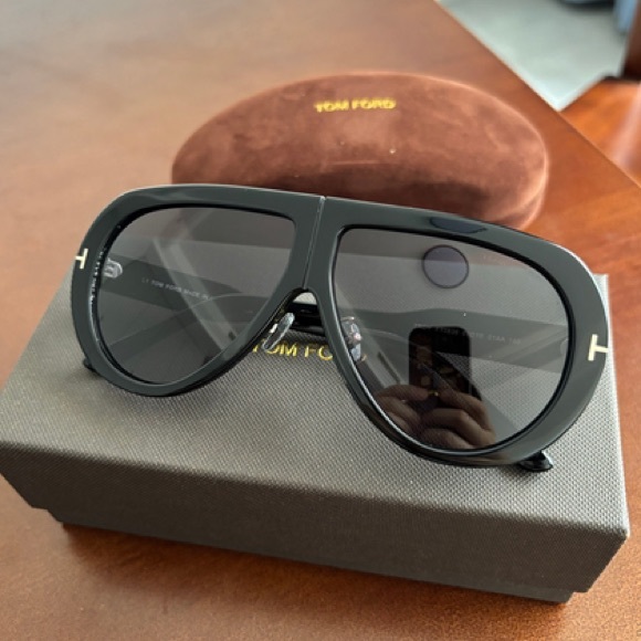 Tom Ford Other - TOM FORD black sunglasses